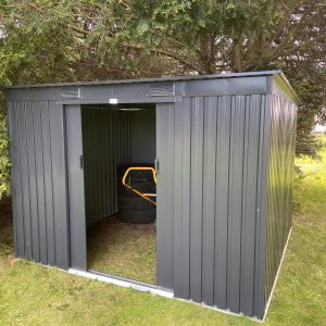 <span style="color:red;font-weight:bold">XXL</span> Domek narzędziowy - 2.6 x 2.4 m - <span style="font-weight:bold">6.29 m2</span>